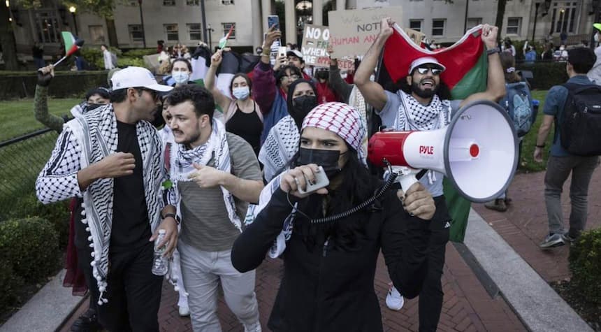 New York Man Gets Back at Hamas Hostage Poster Thief